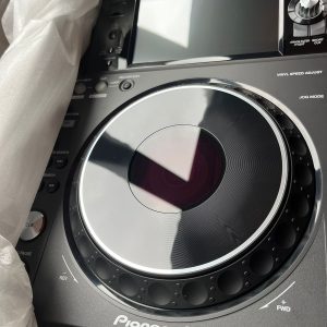 Pioneer XDJ 1000 MK2 Pair in mint condition