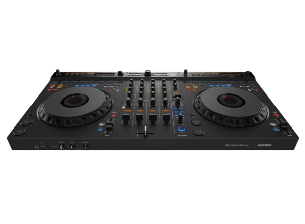 AlphaTheta DDJ GRV6 Performance Pads and ergonomic layout.